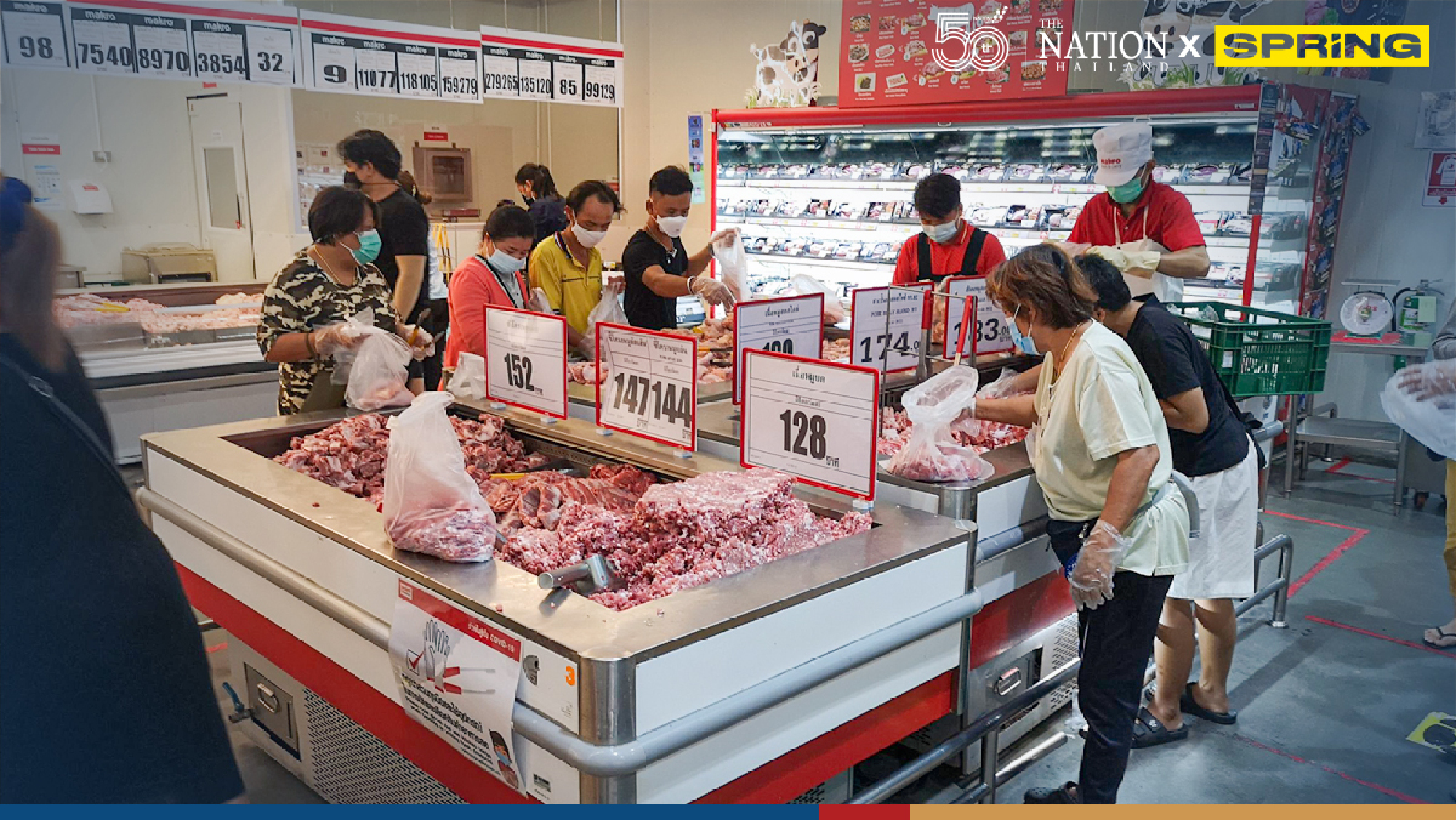 Shopping frenzy as people stock up ahead of possible lockdown