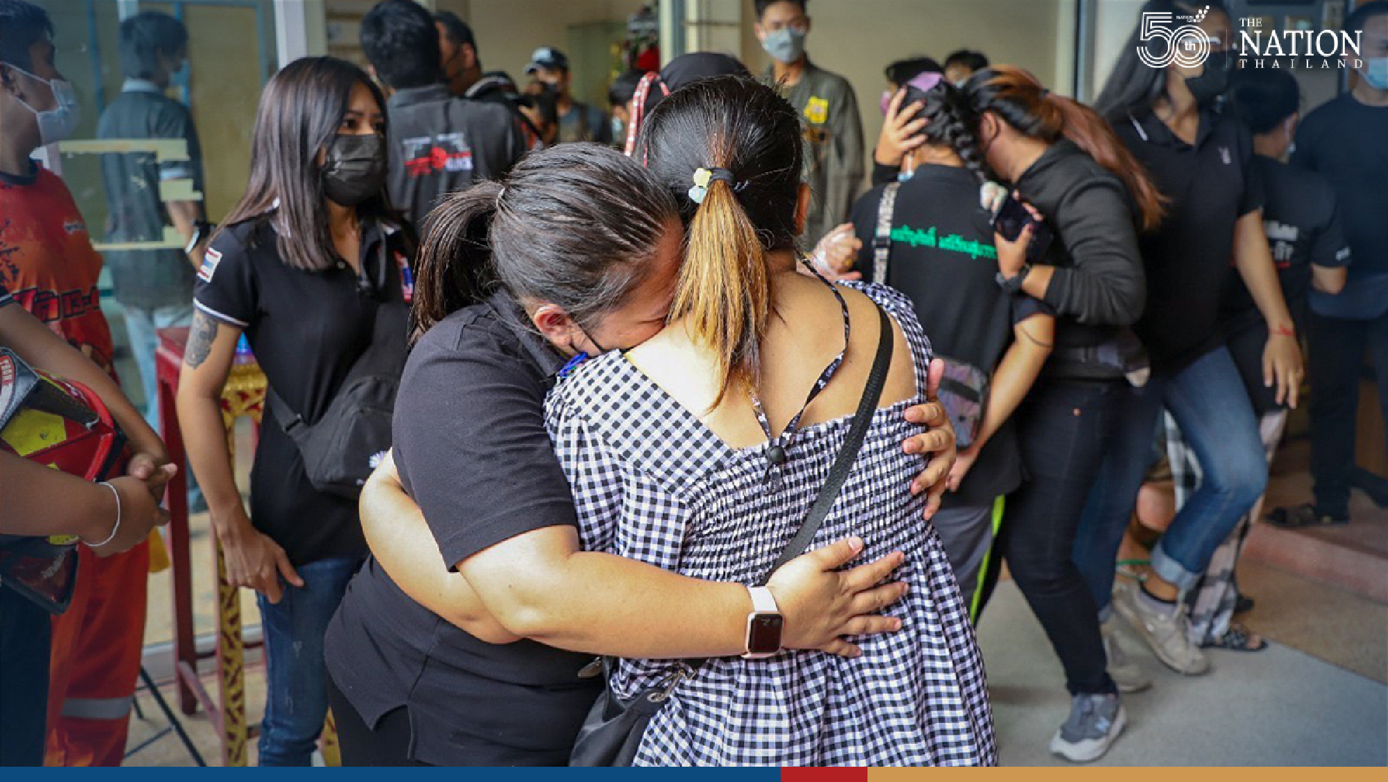 Volunteer firefighter hailed as hero after losing life in Samut Prakan inferno