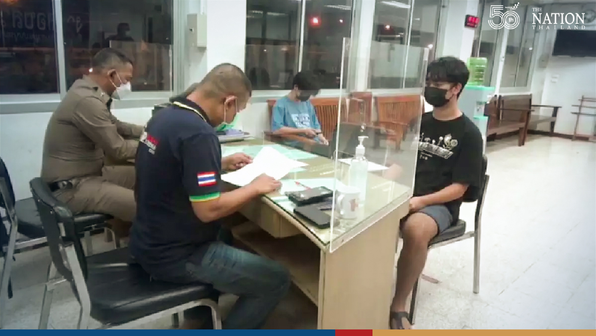 First-year uni student files police complaint against Prayut in Hat Yai
