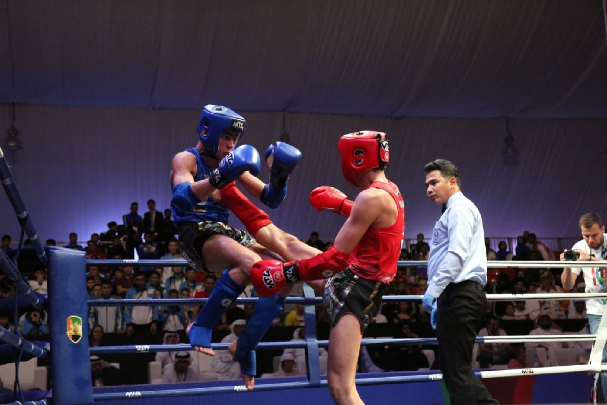MUAY THAI