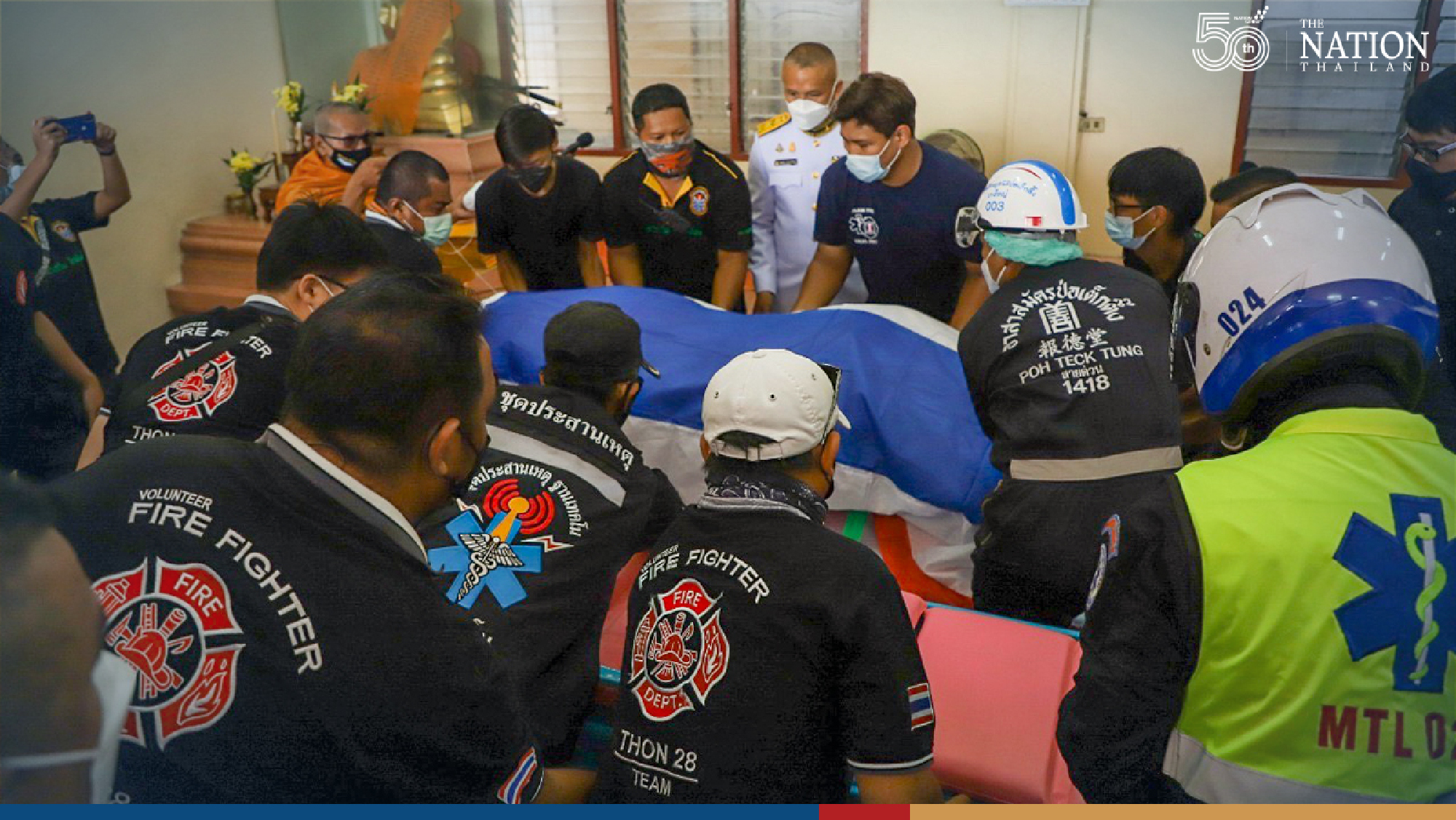 Volunteer firefighter hailed as hero after losing life in Samut Prakan inferno