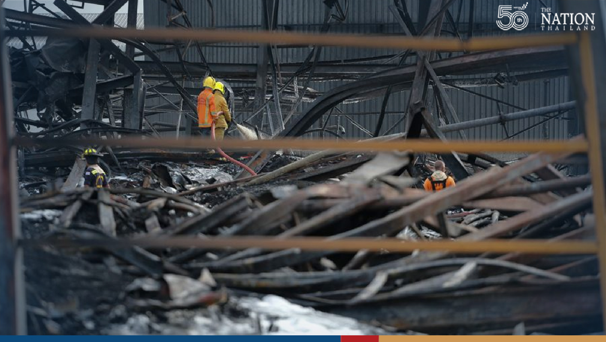 Looking at the Chemical Factory Explosion in All Dimensions