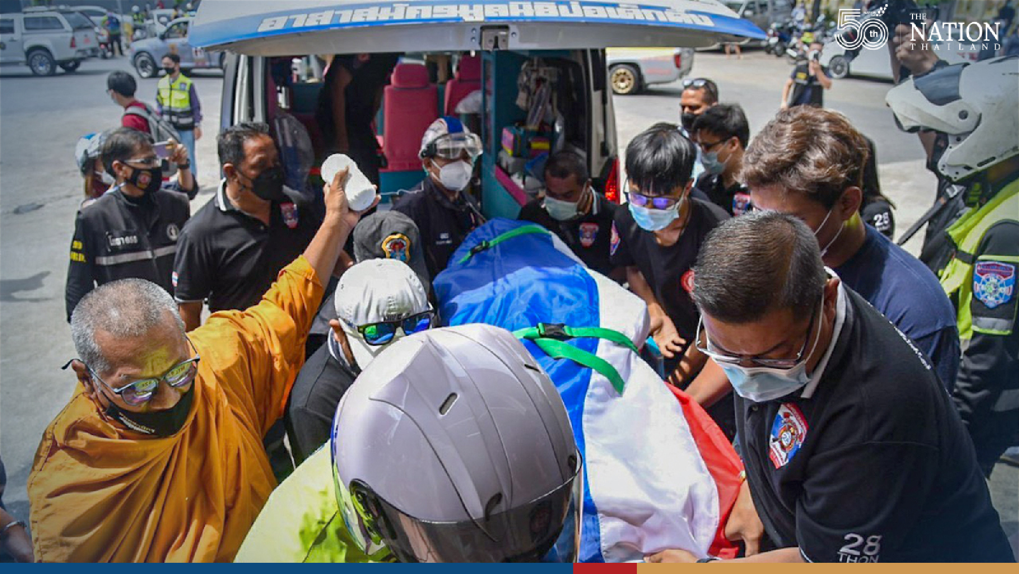 Volunteer firefighter hailed as hero after losing life in Samut Prakan inferno