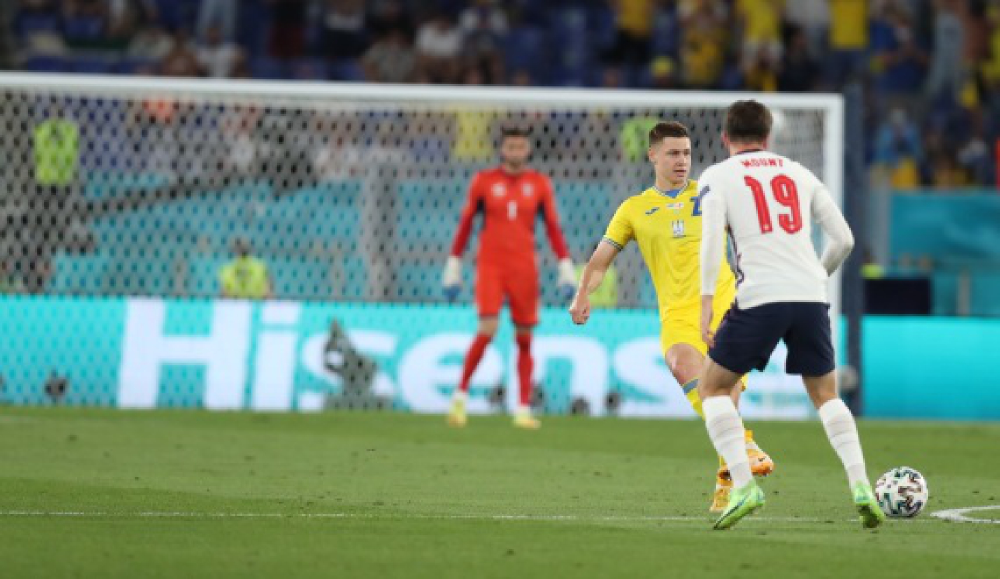  England romp into Euro 2020 semis