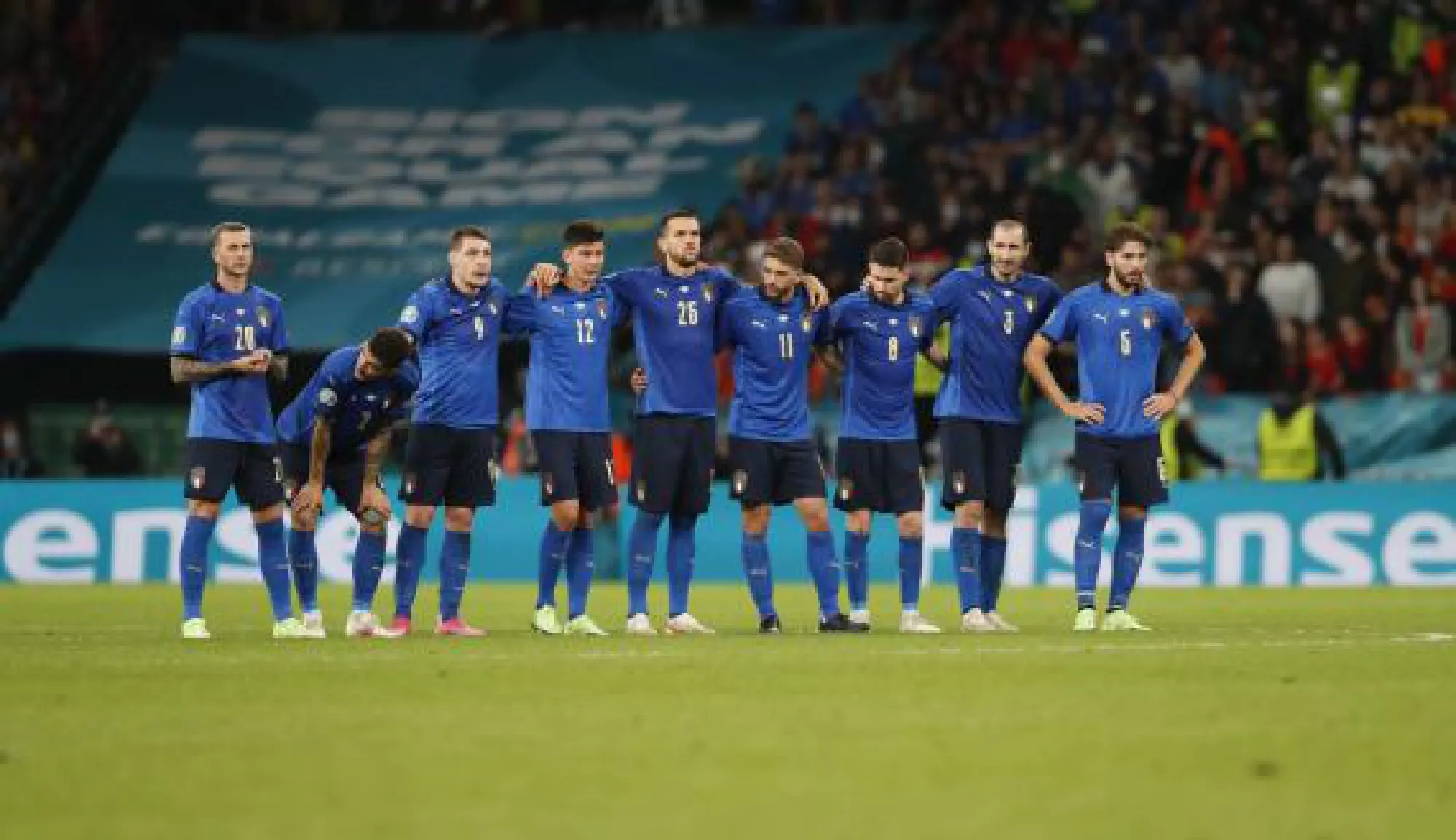 At the other end Unai got down well to save from Chiesa after a rare Italy break, before Oyarzabal's effort went straight at Donnarumma from outside of the area.