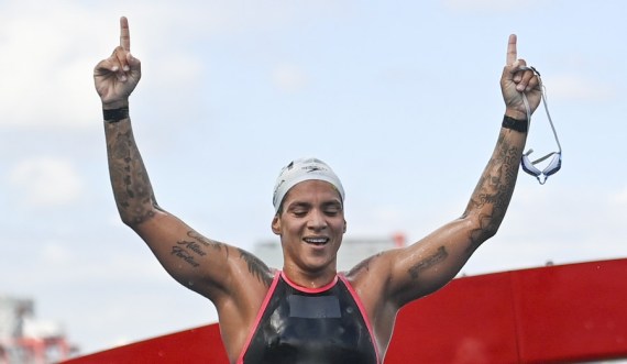 Ana Marcela Cunha of Brazil celebrates after the women's 10km of marathon swimming at the Tokyo 2020 Olympic Games in Tokyo, Japan, Aug. 4, 2021.