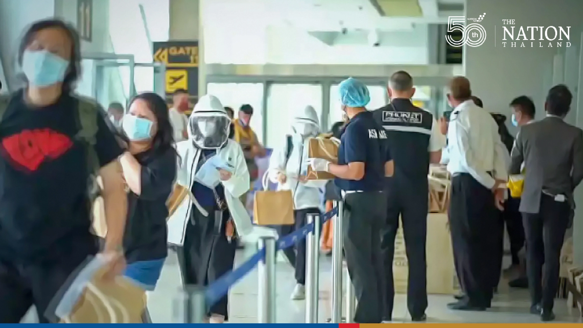 Cathay Pacific flies in 150 tourists on inaugural flight to Phuket