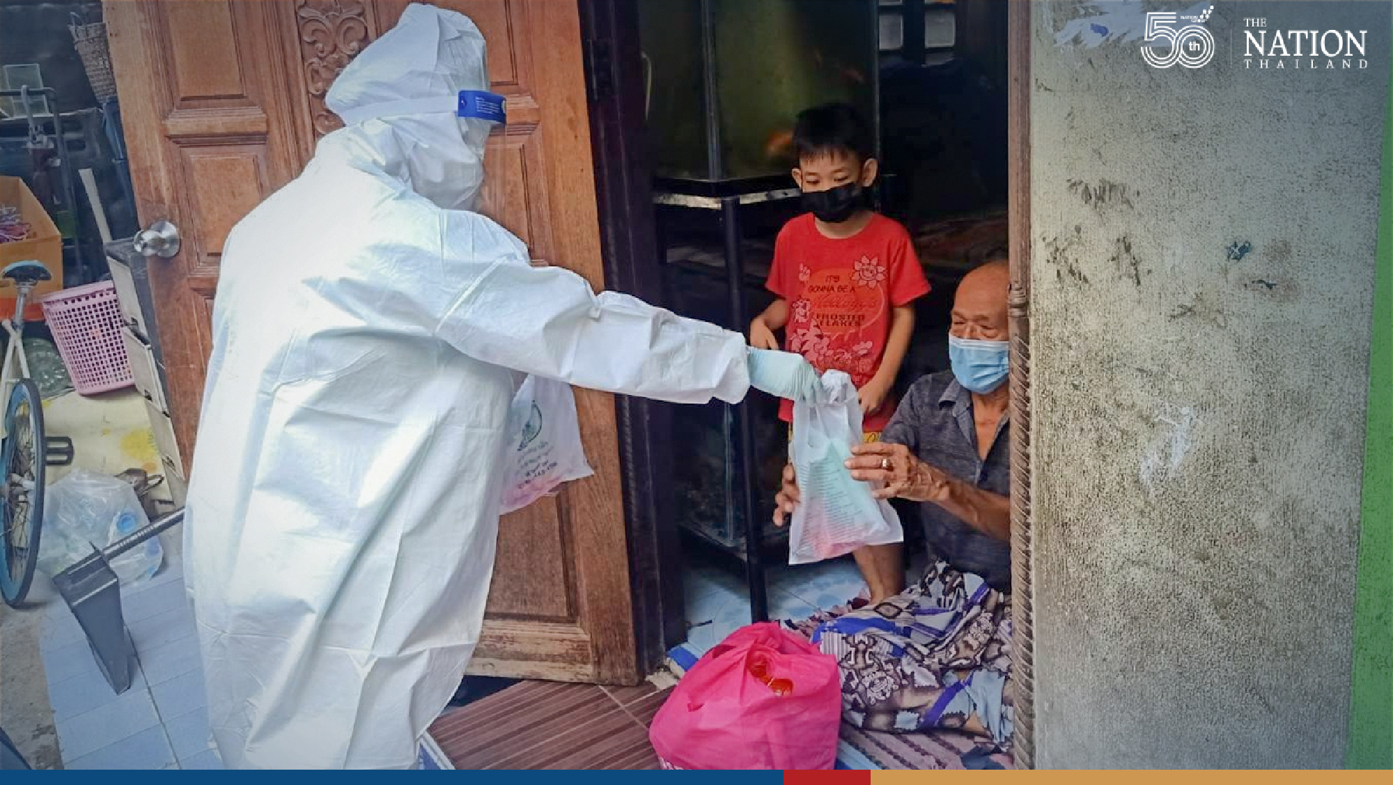 Mobile jab unit vaccinating over 4,000 vulnerable Bangkokians per day