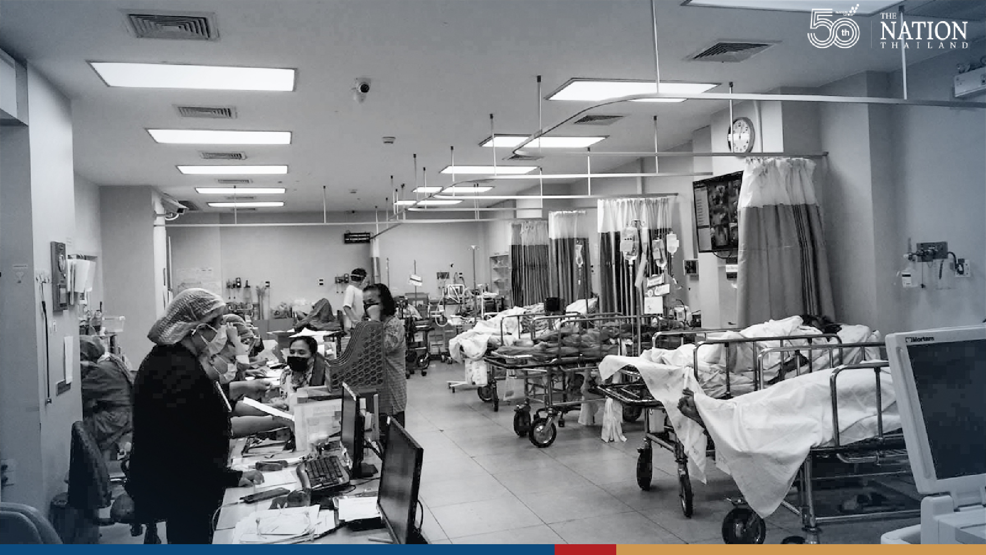 Bangkok hospital’s ER swamped with Covid-19 patients, laments nurse