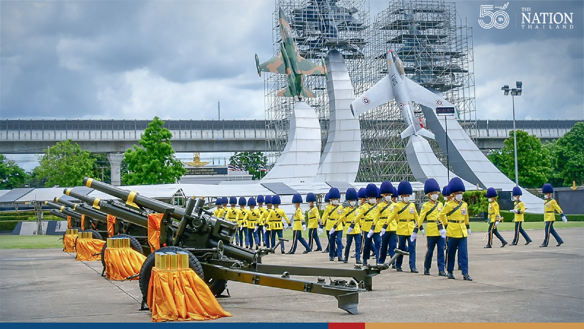 Royal Thai Armed Forces mark HM Queen Mother’s birthday with 21-gun salute