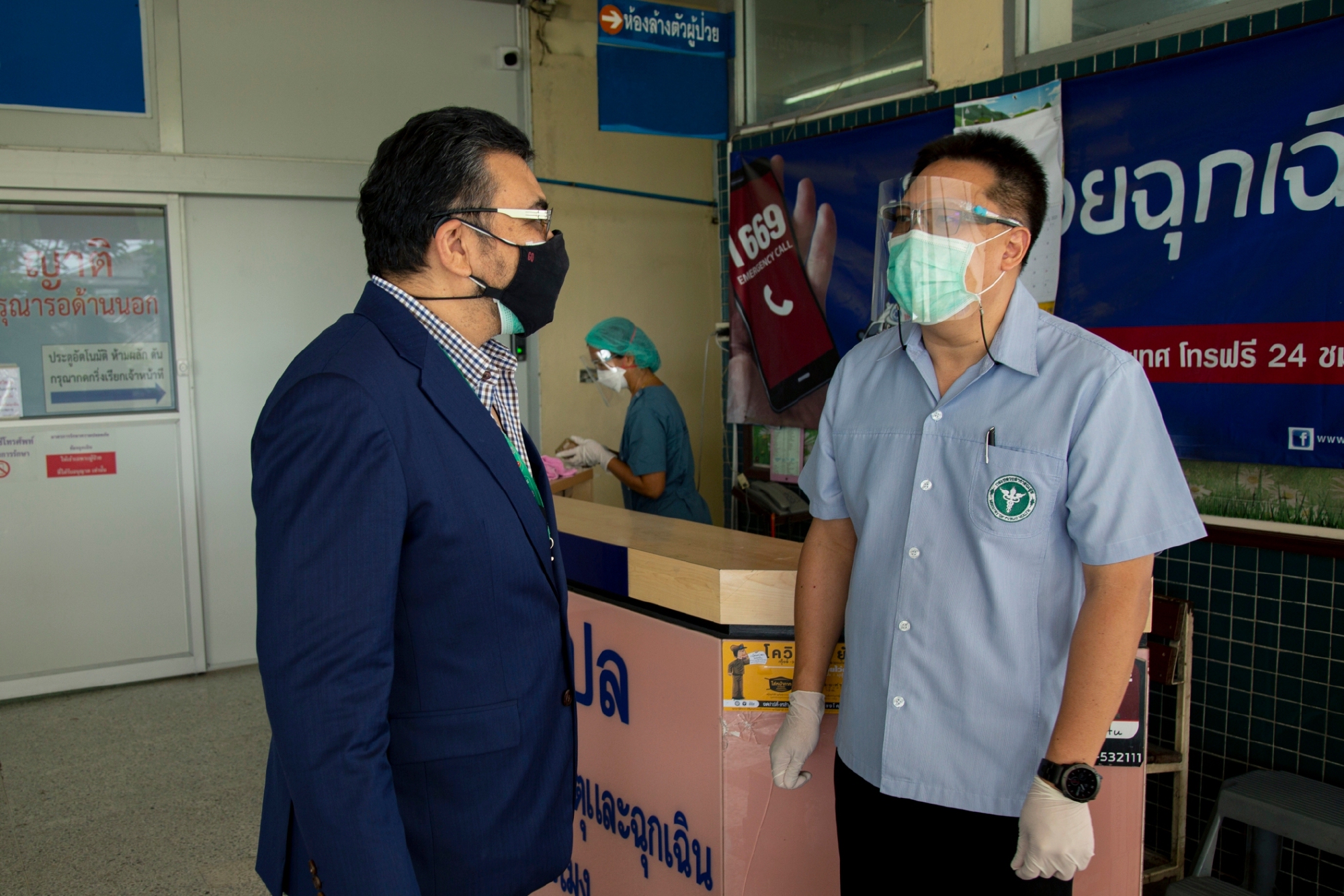 Carabao Group donates Woody C+ Lock to officials in Bang Pakong District during height of  COVID-19 pandemic