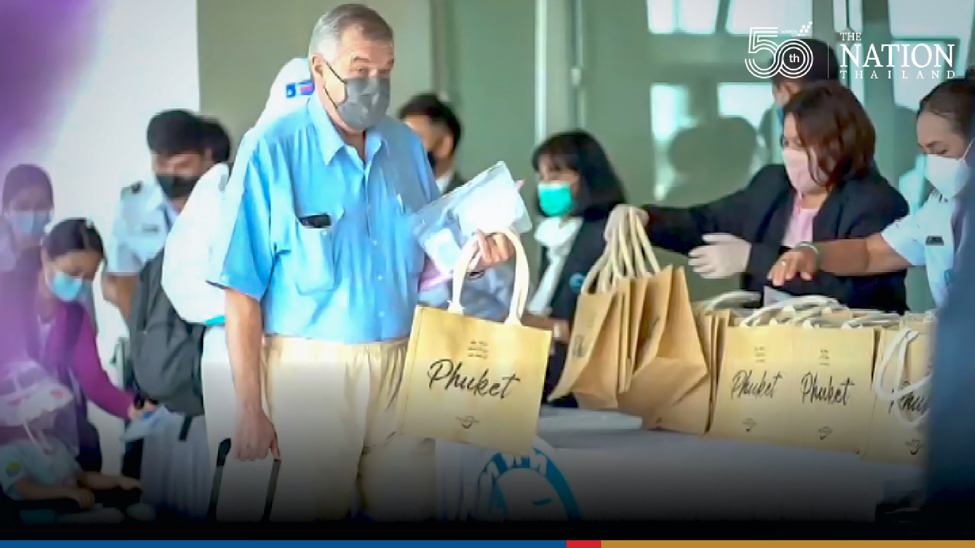 Cathay Pacific flies in 150 tourists on inaugural flight to Phuket