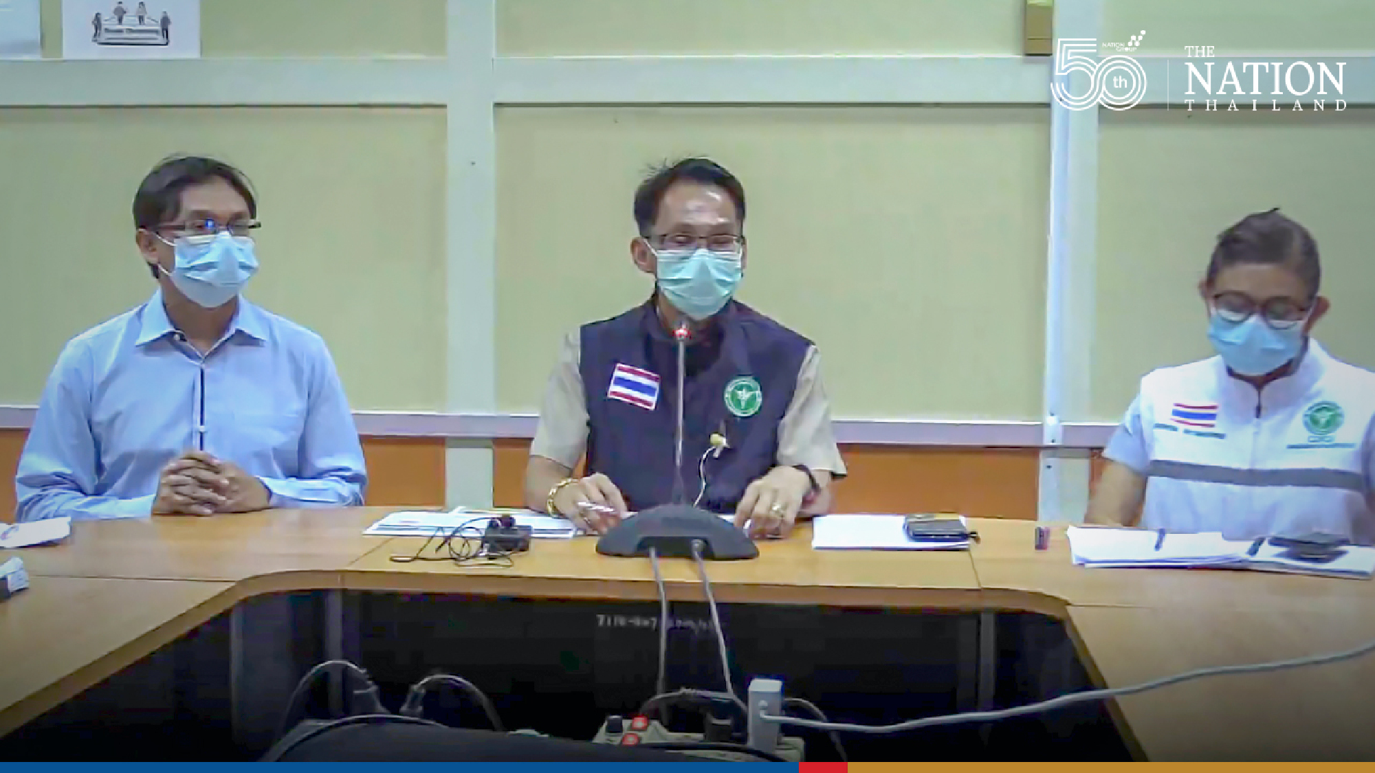Nakhon Si Thammarat doctor quits after sneaking Pfizer shot for her sister
