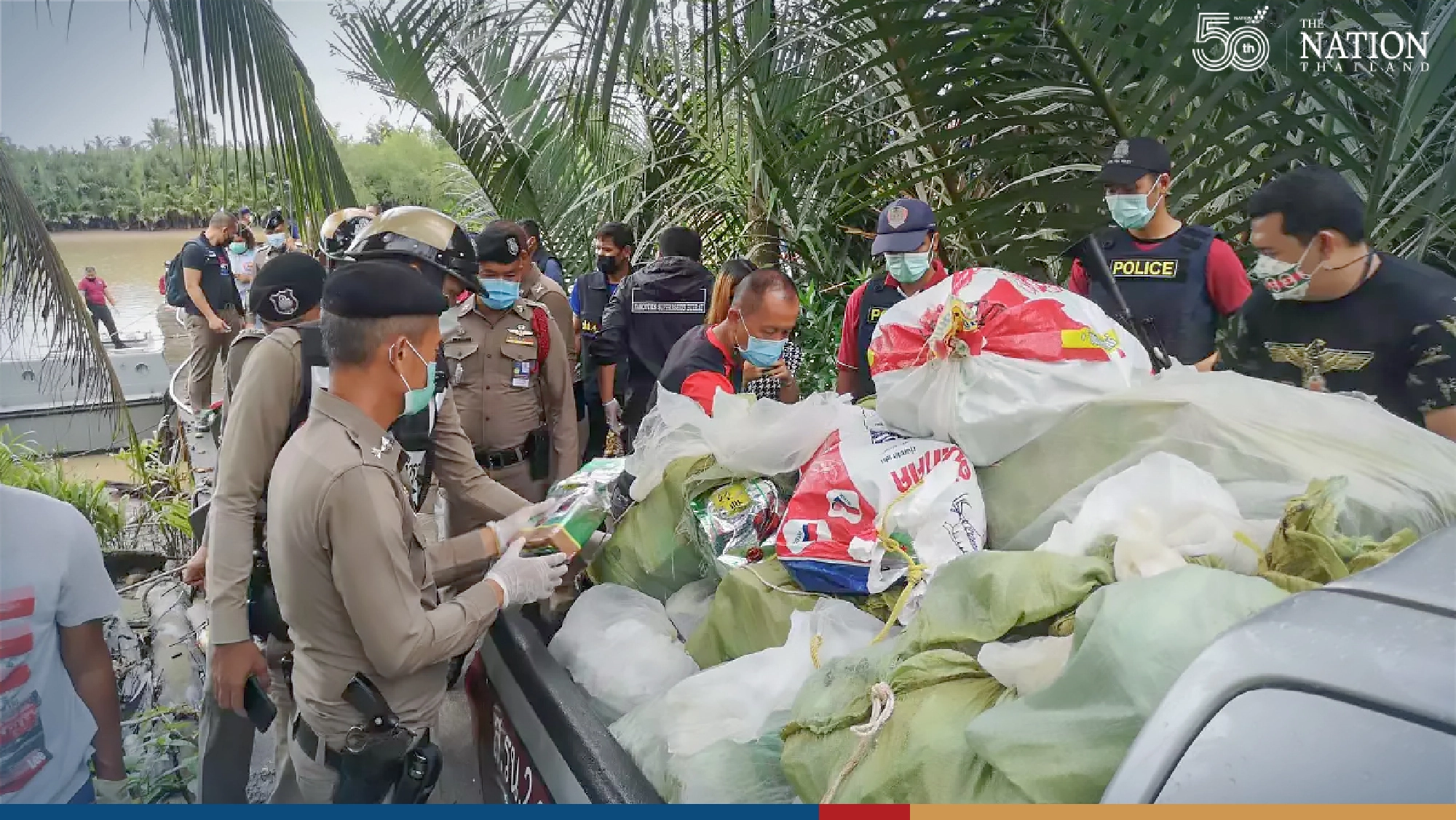 Meth worth over THB600 million seized from sea off Trang