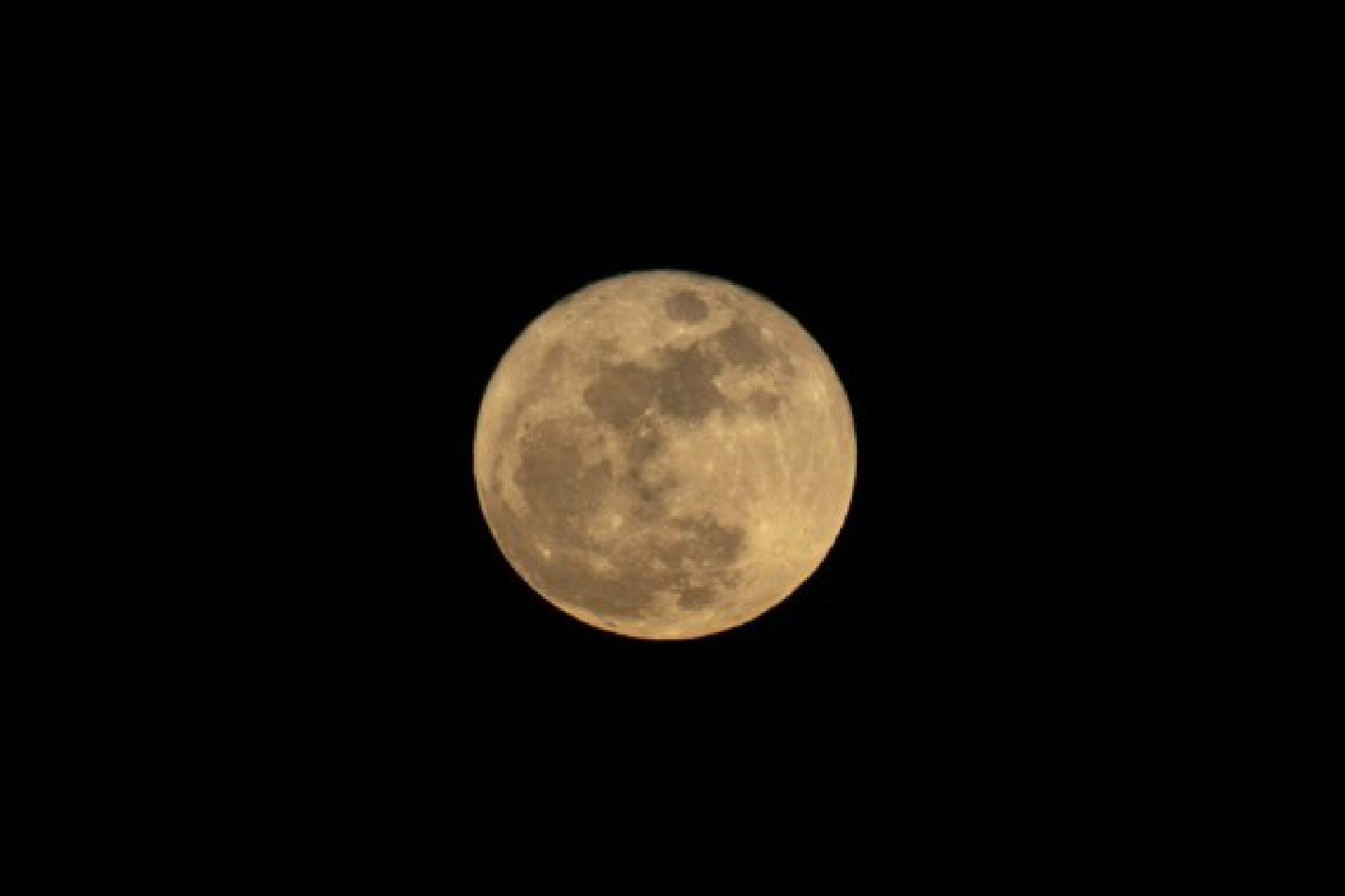 Photo taken on Sept. 21, 2021 shows a full moon seen in Kuala Lumpur, Malaysia, on the occasion of Mid-Autumn Festival. (Photo by Chong Voon Chung/Xinhua)