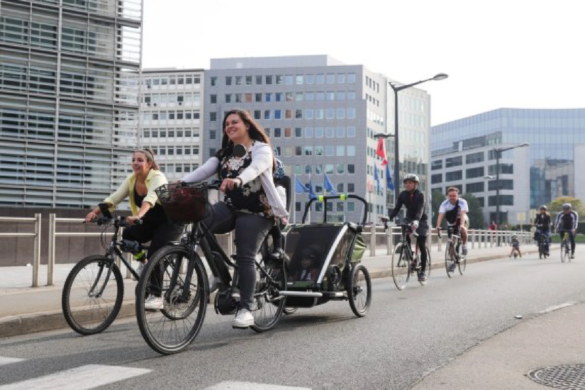 People ride bikes on Car Free Sunday in Brussels, Belgium, Sept. 19, 2021. (Xinhua/Zheng Huansong)
