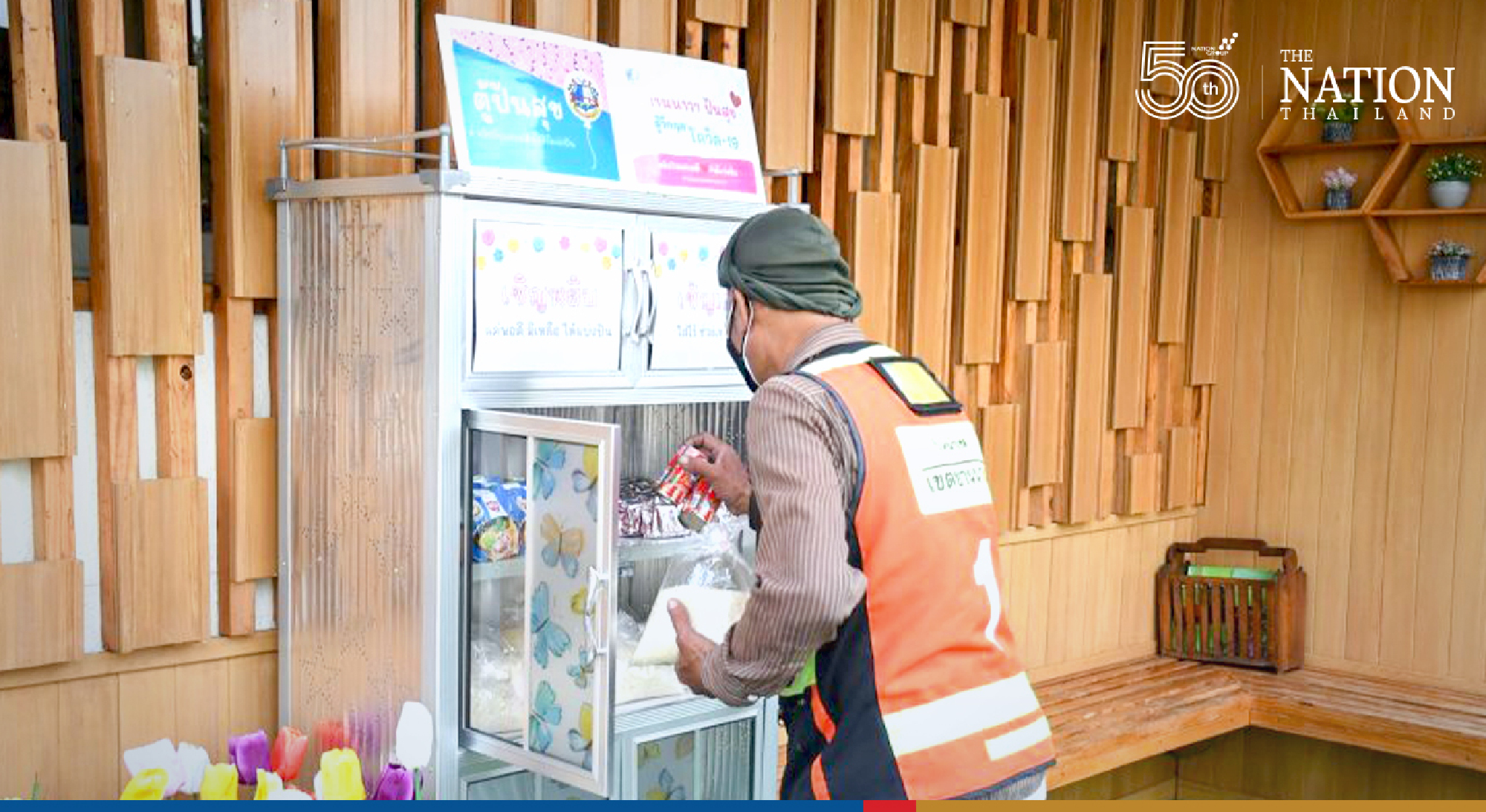 Shared pantries set up to help destitute Bangkokians