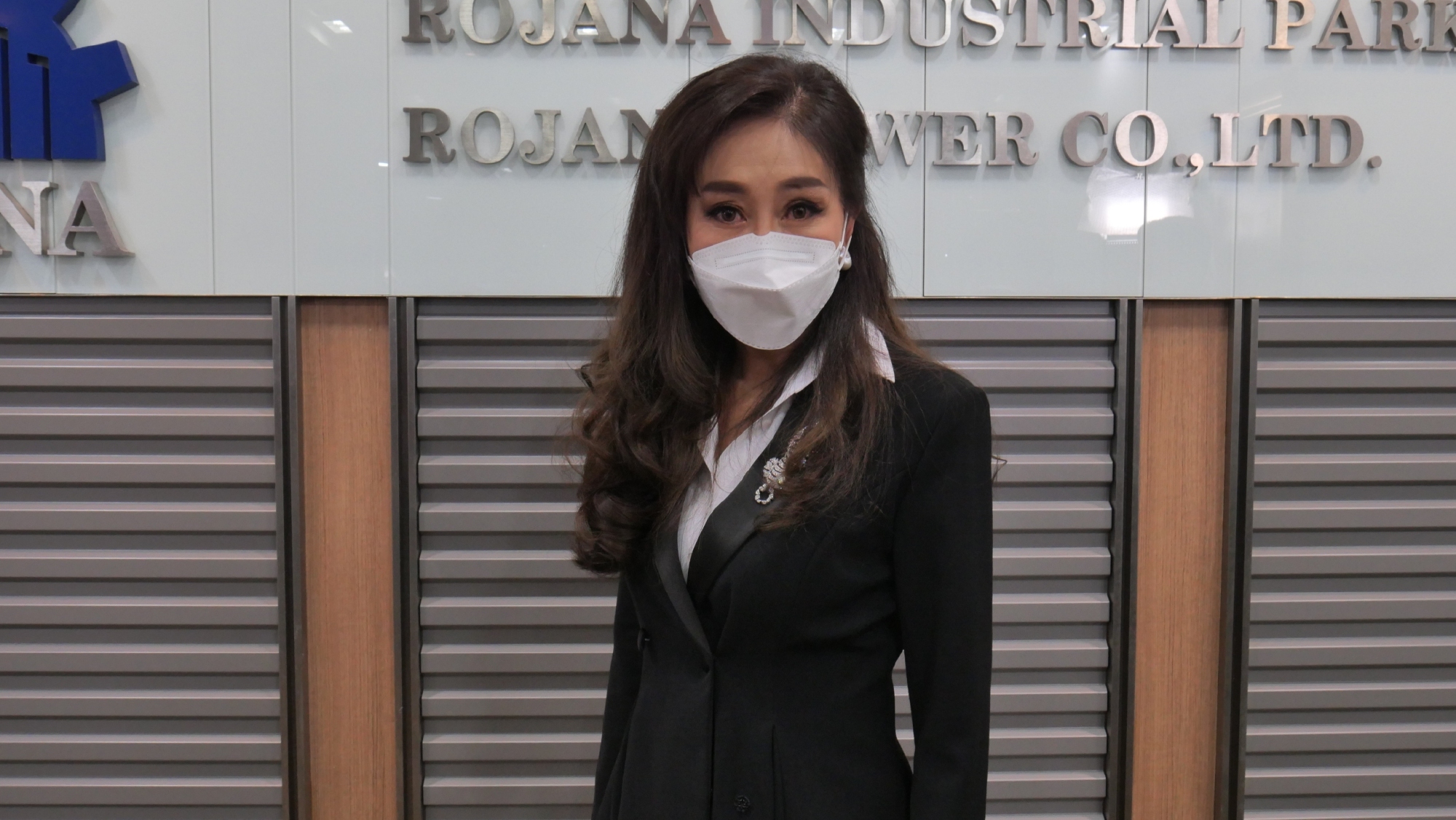 ROJNA and Herb Treasure in a joint venture for Hemp business with an initial investment of 250 million baht, and expected annual revenue of 1 billion Baht 