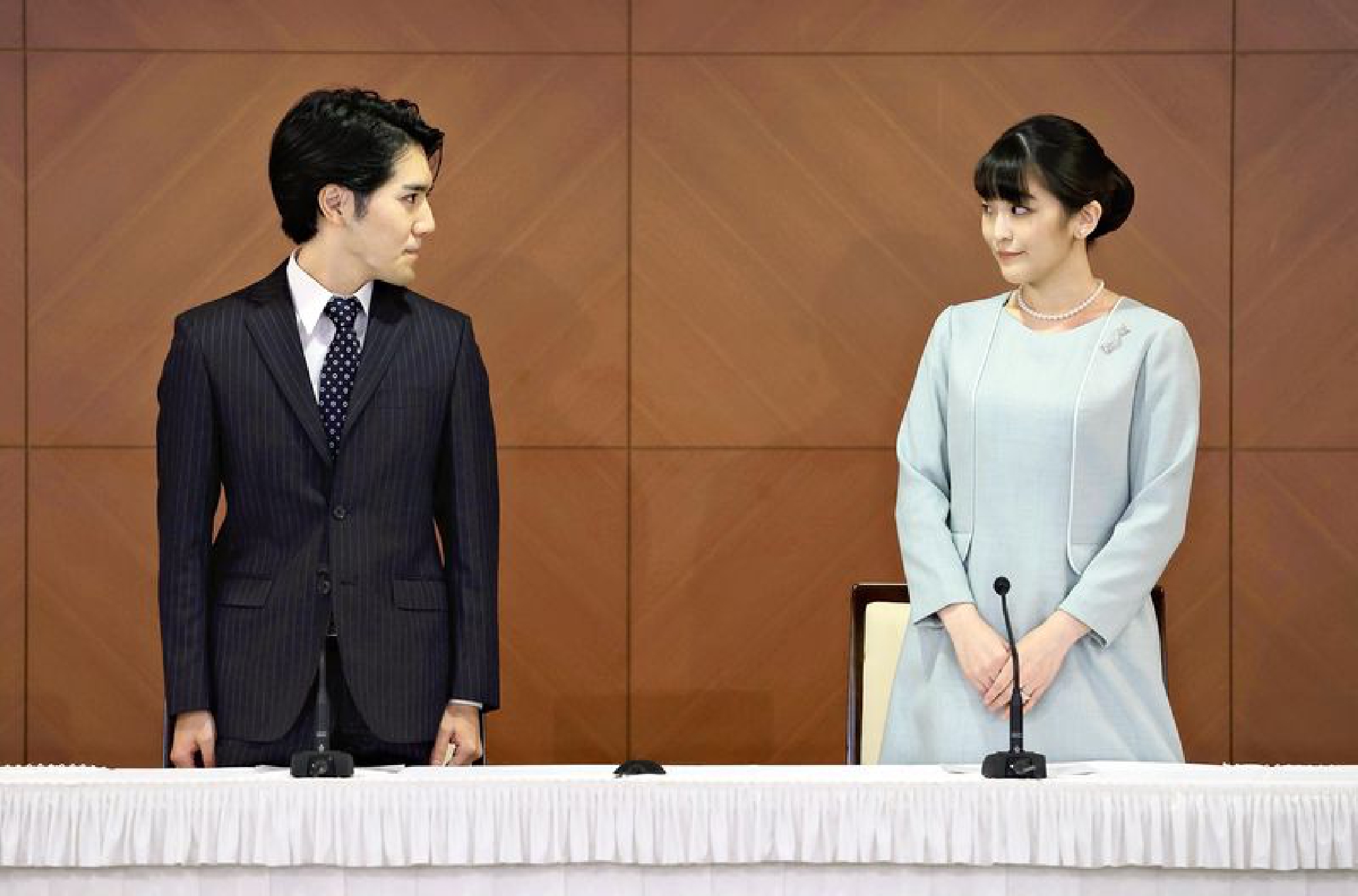 Newlywed daughter of Crown Prince Akishino holds press conference with husband Kei Komuro