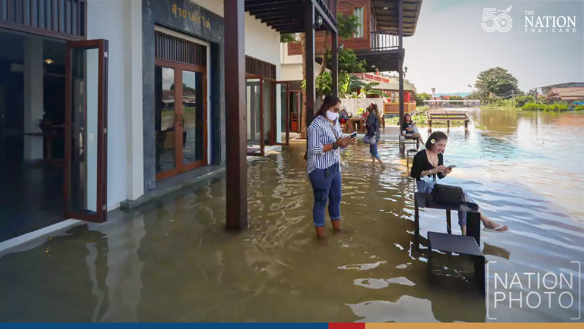 Ayutthaya resort owner makes floods into a tourist attraction