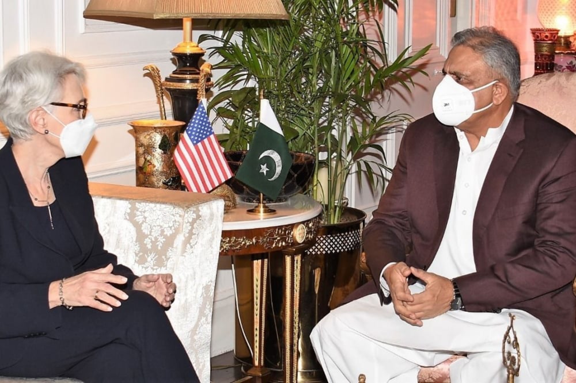 US Deputy Secretary of State Wendy Sherman called on Chief of Army Staff General Qamar Javed Bajwa on Friday. — Photo courtesy: ISPR
