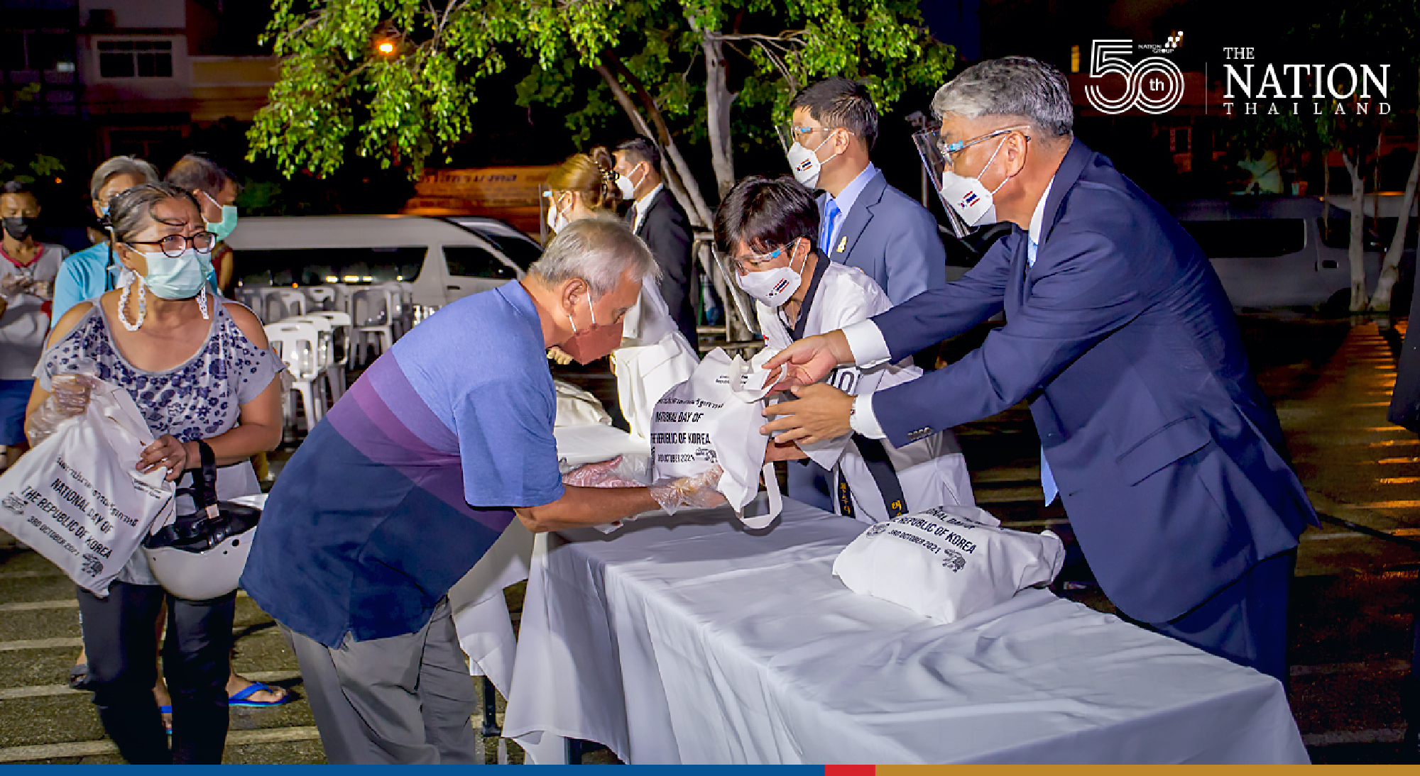 Bangkok City Halls facade becomes the background of Korean and Thai culture on Korean National Day