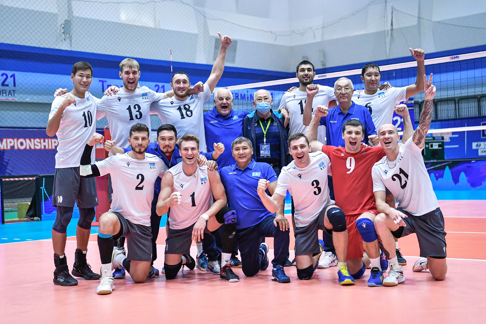 Kazakhstan's Burevestnik Almaty claimed bronze medal at the 2021 Asian Men's Club Volleyball Championship after 3-0 (25-23, 25-17, 25-21) demolition of hosts Nakhon Ratchasima QminC VC in the third-place playoff
