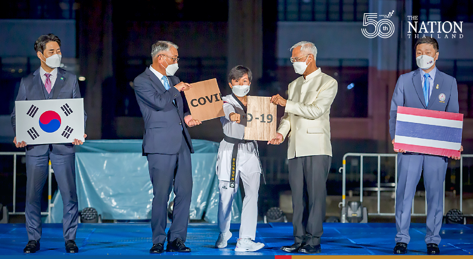 Bangkok City Halls facade becomes the background of Korean and Thai culture on Korean National Day