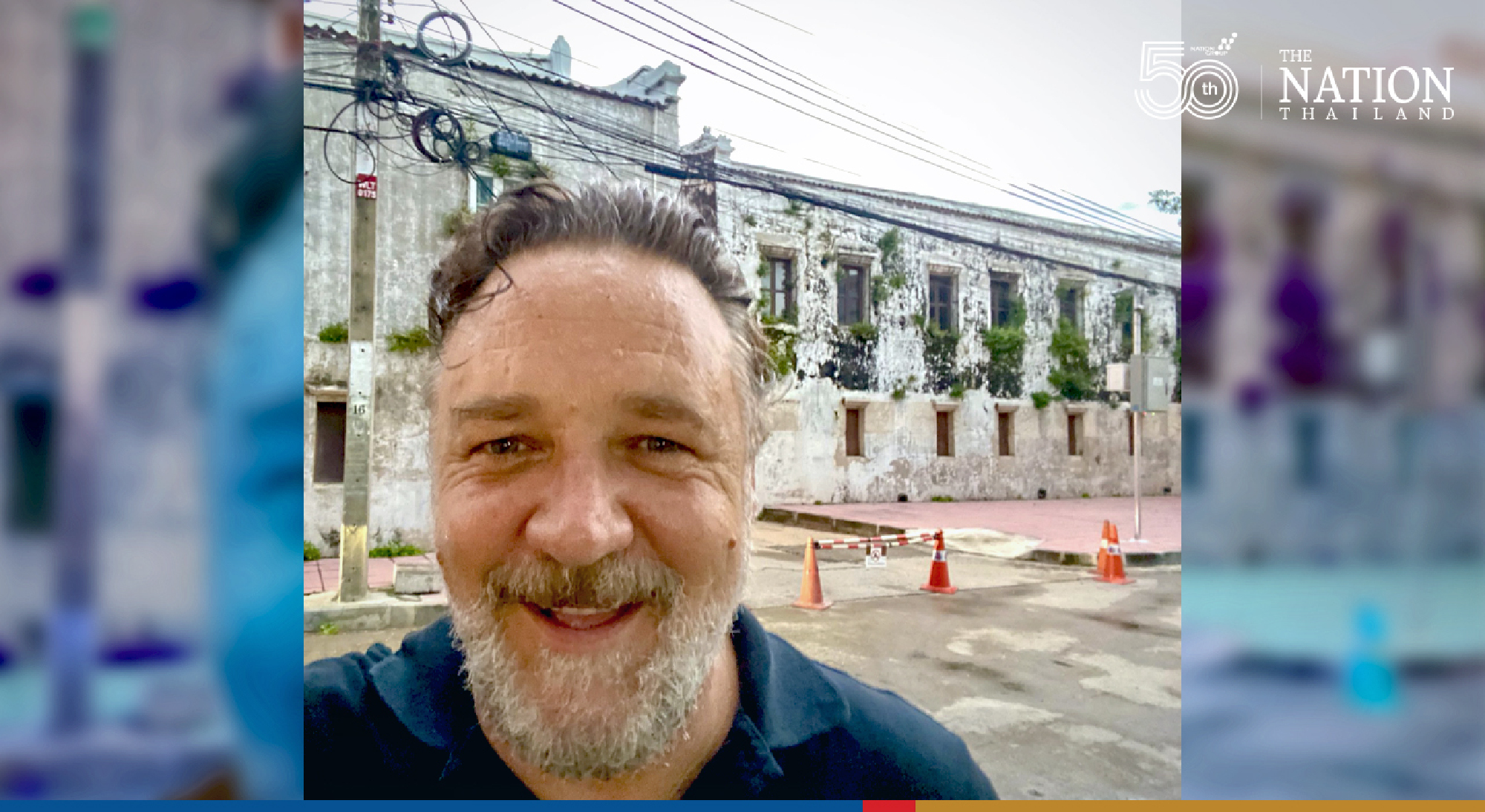 Russell Crowe plays the avid tourist in Bangkok
