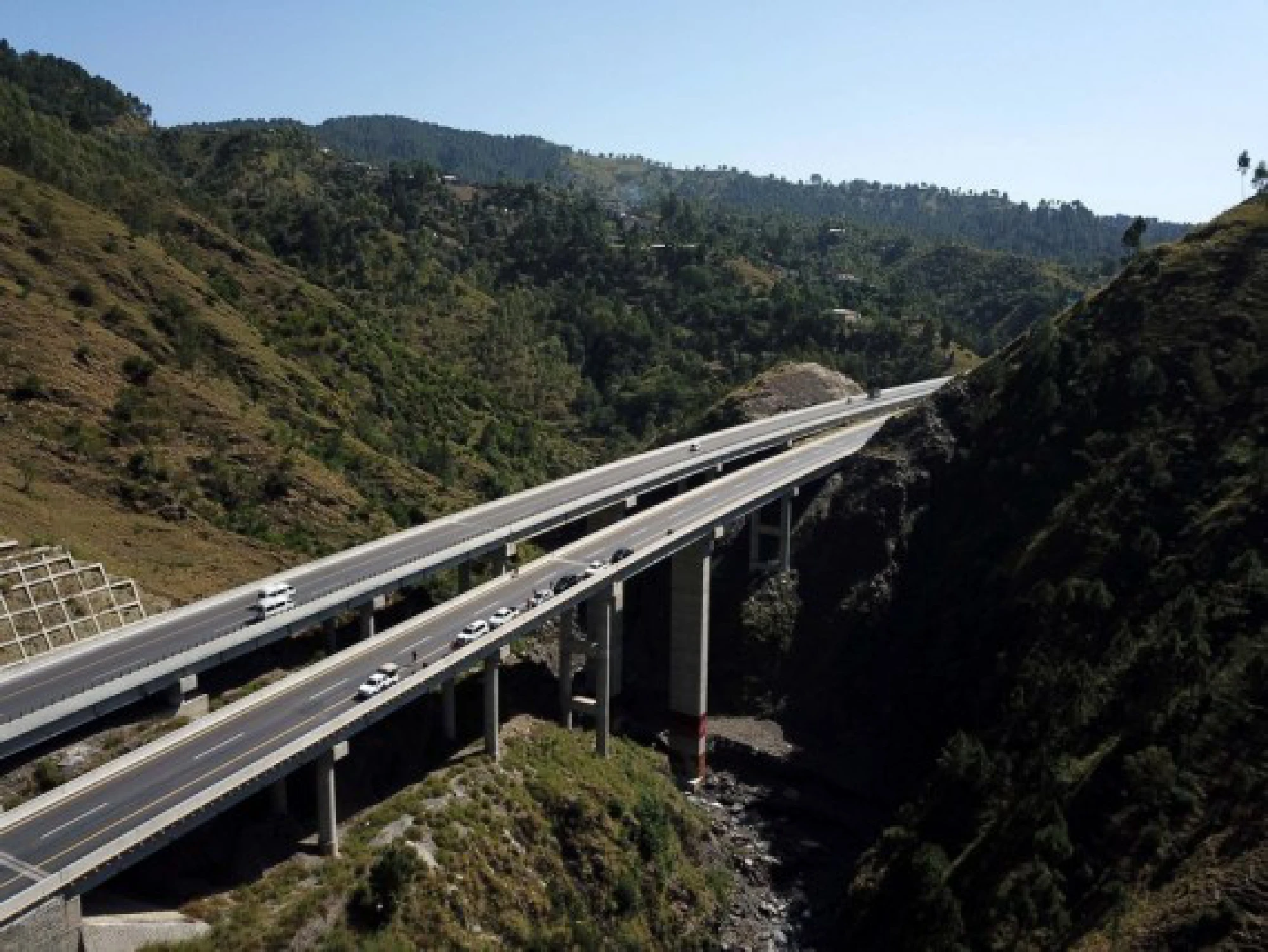 Aerial photo taken on Oct. 7, 2021 shows the view of Havelian to Thakot highway in northwest Pakistan's Havelian. (Xinhua/Ahmad Kamal) 