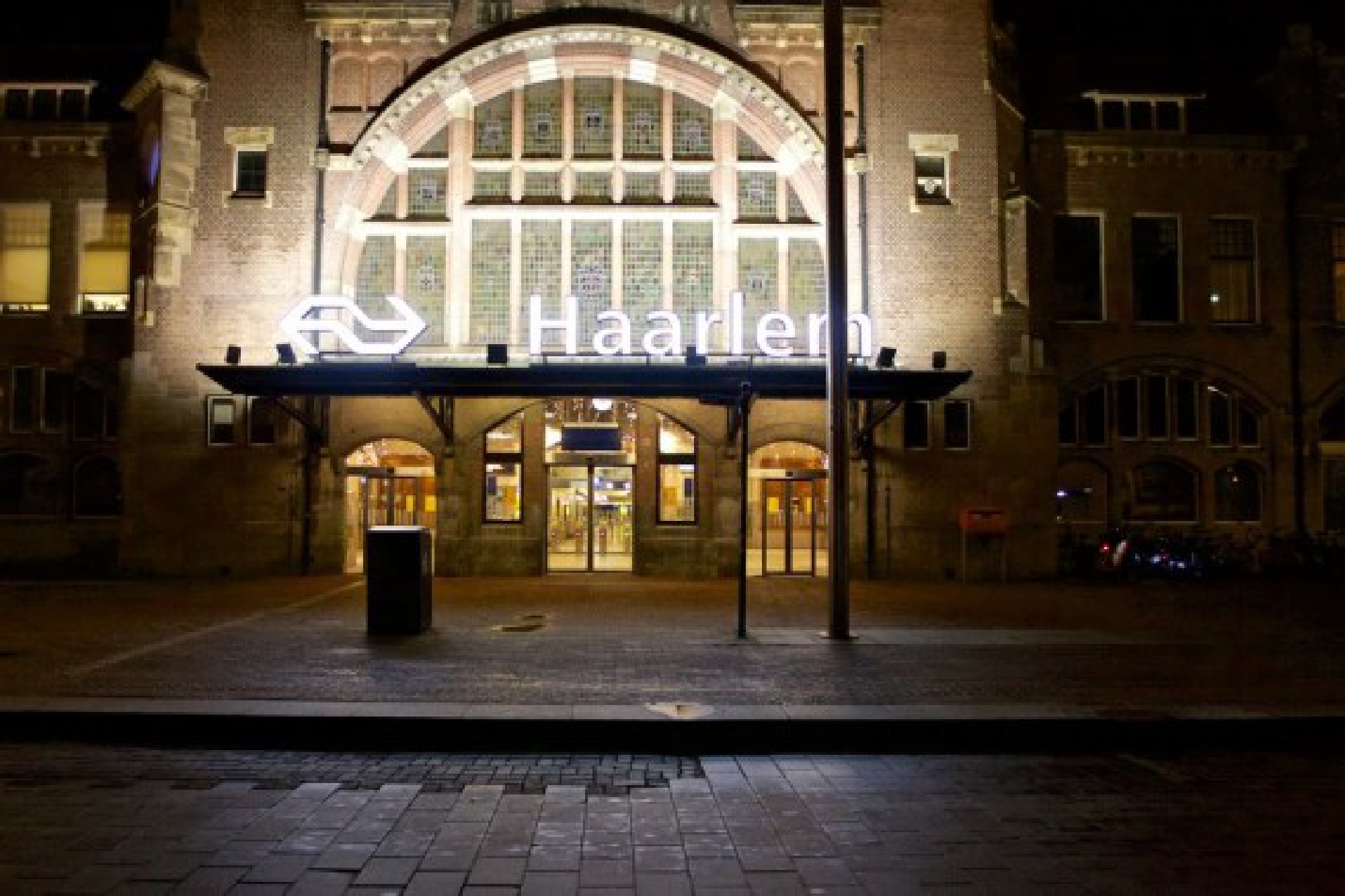  Photo taken on Jan. 23, 2021 shows an empty street in Haarlem, the Netherlands.  (Photo by Sylvia Lederer/Xinhua)