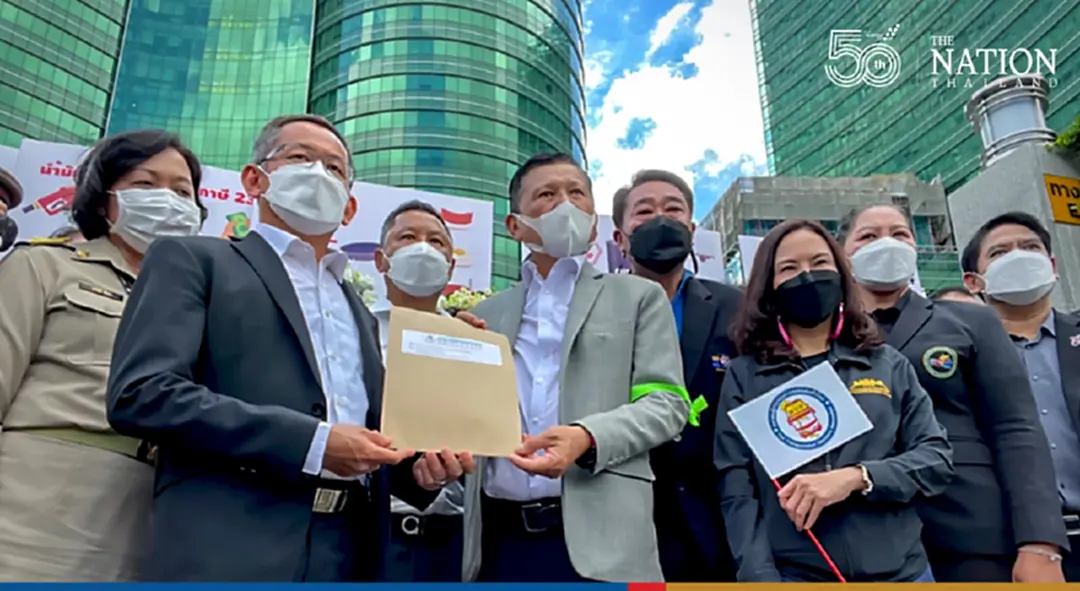 Govt spokesman concerned about traffic jams if trucks block roads