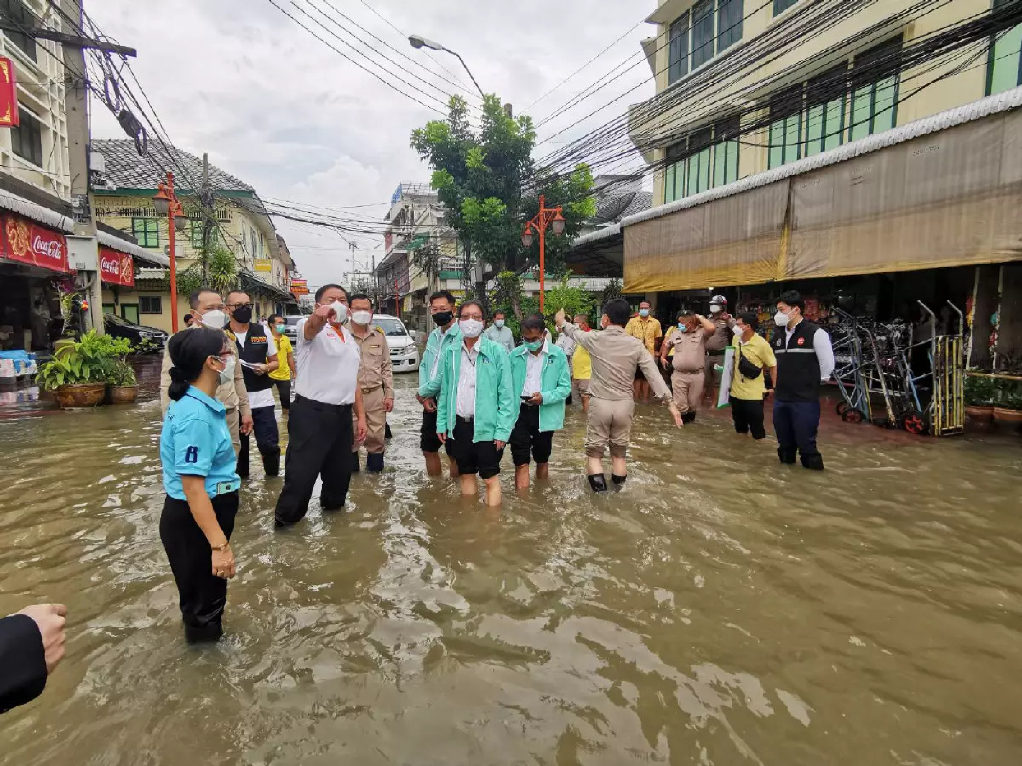 Bangkok, Samut Prakan hit by high-tide floods