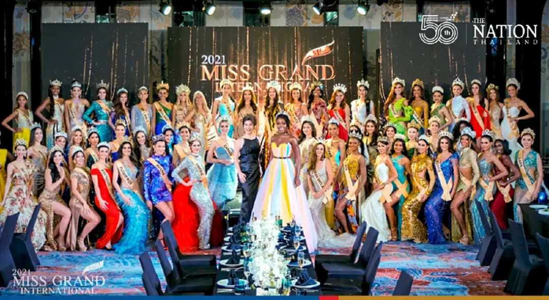 Grand International queens arrive at their first Phuket gala in spectacular style