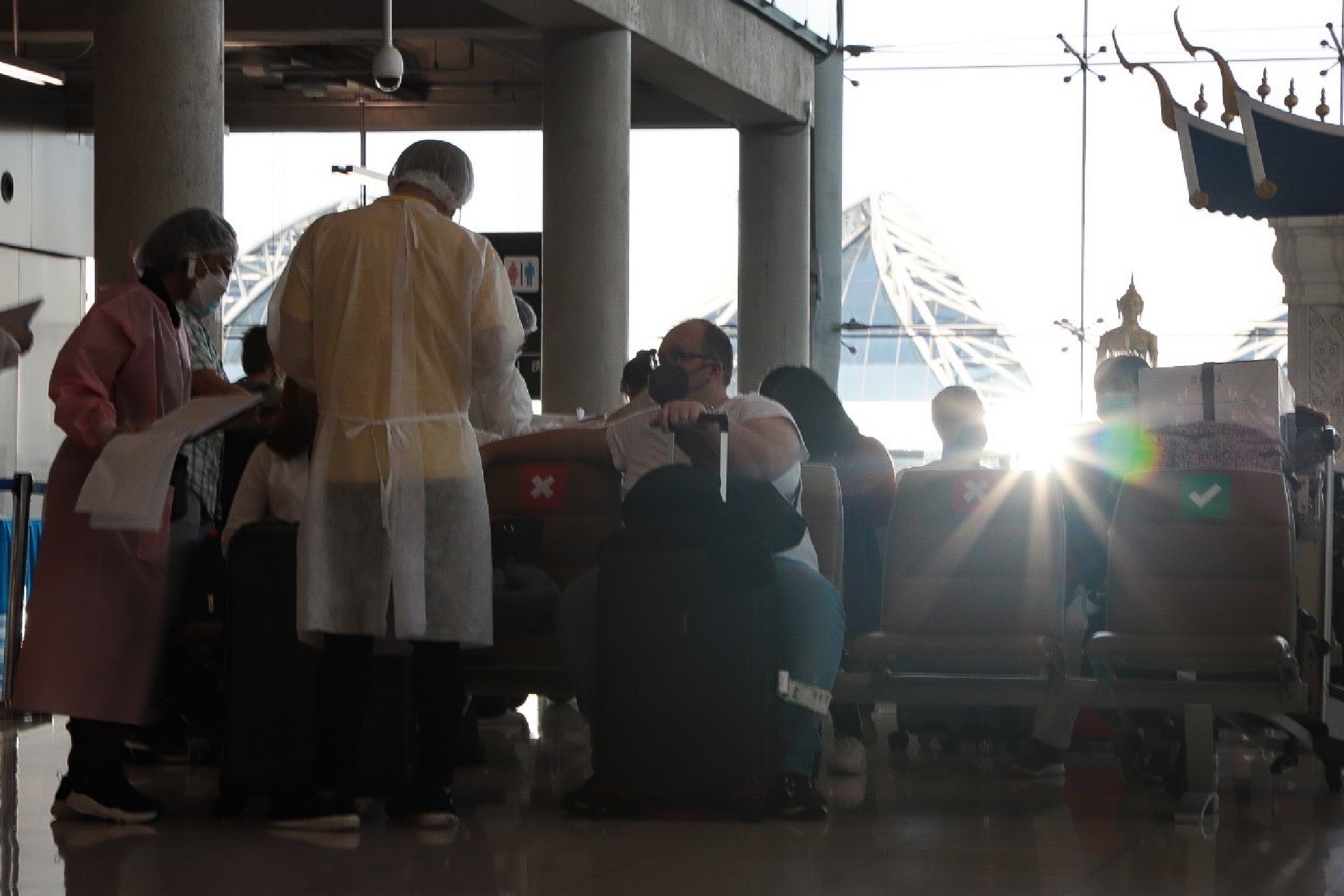 Bangkok greets over 7,000 tourists on first day of reopening