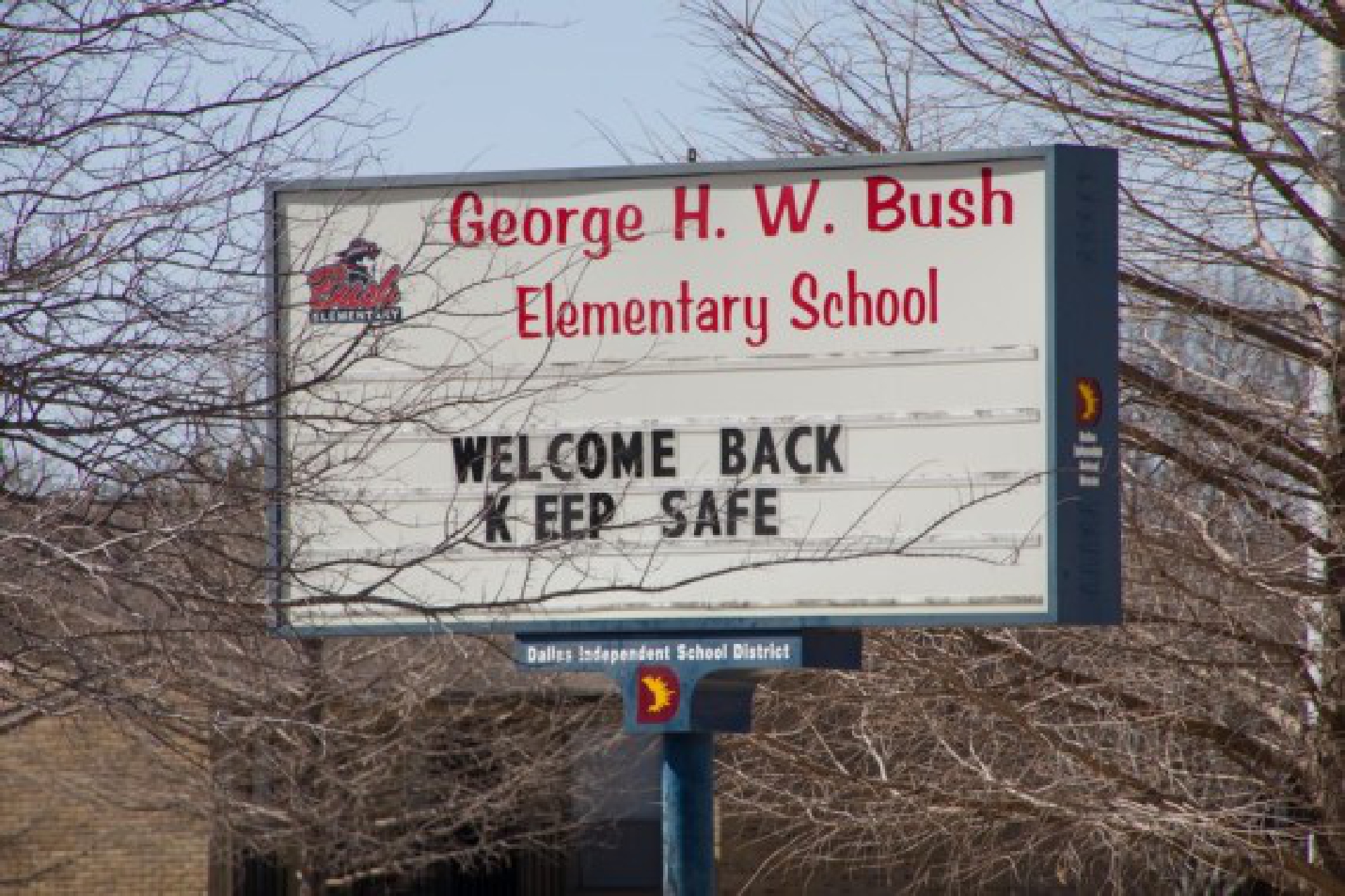 Photo taken on Feb. 23, 2021 shows the school billboard of George H. W. Bush Elementary School in Dallas, Texas, the United States. (Photo by Dan Tian/Xinhua)