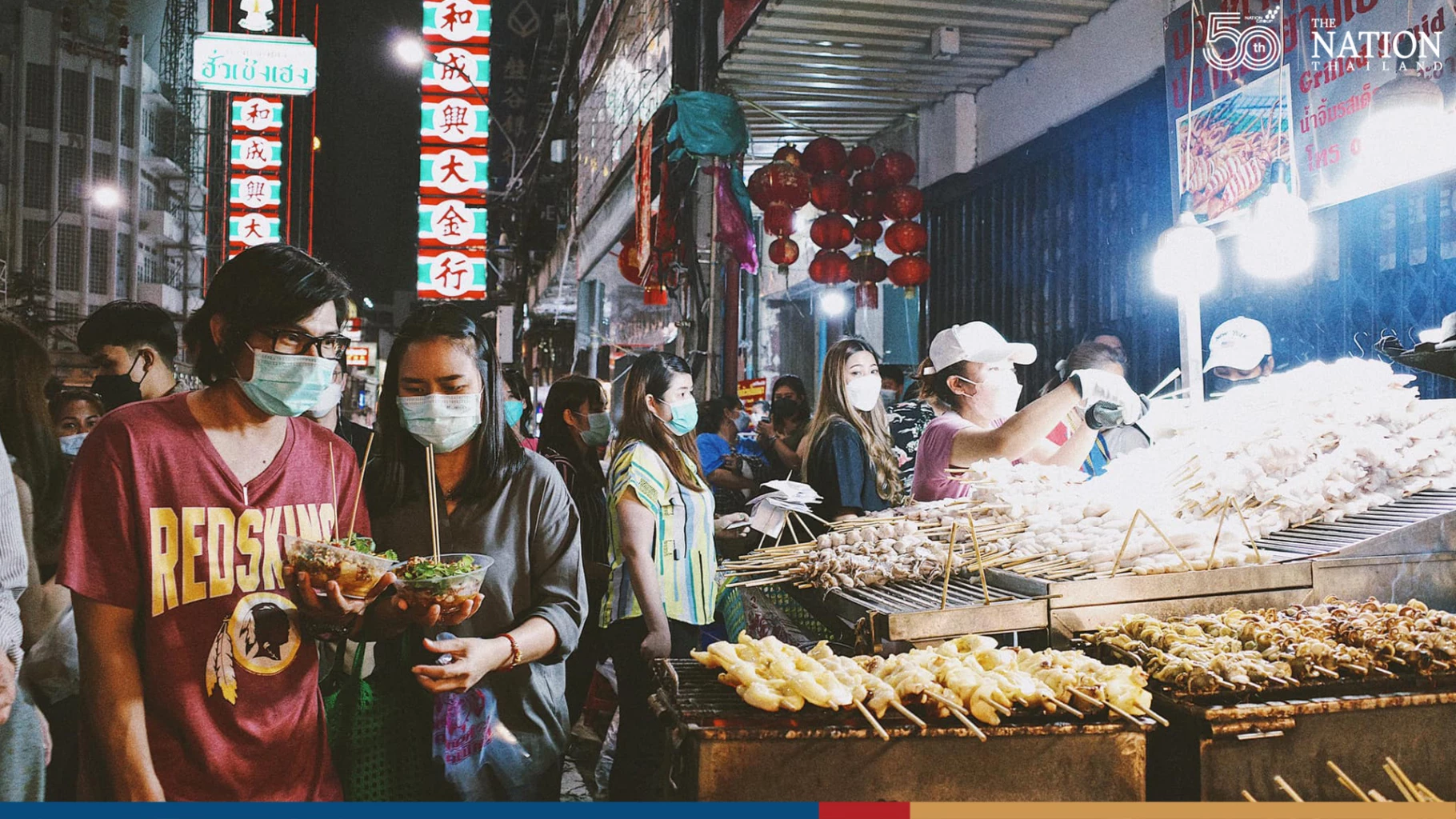 Crowds descend on Chinatown