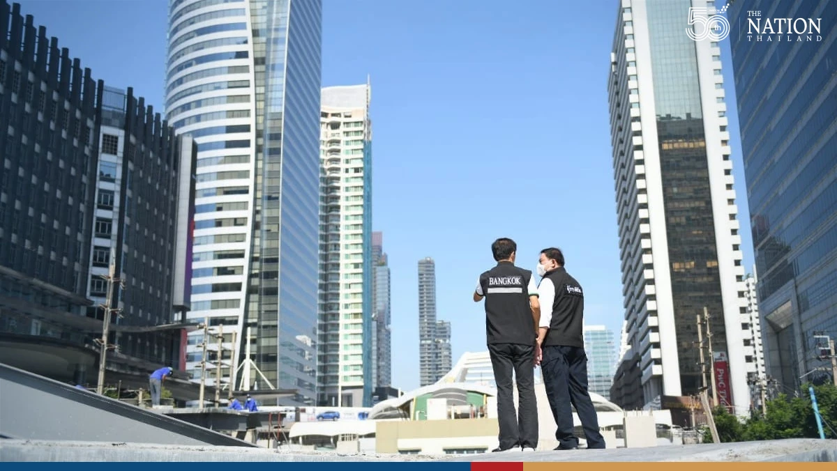 Khlong Chong Nonsi square will be ready by Christmas, promises Bangkok governor