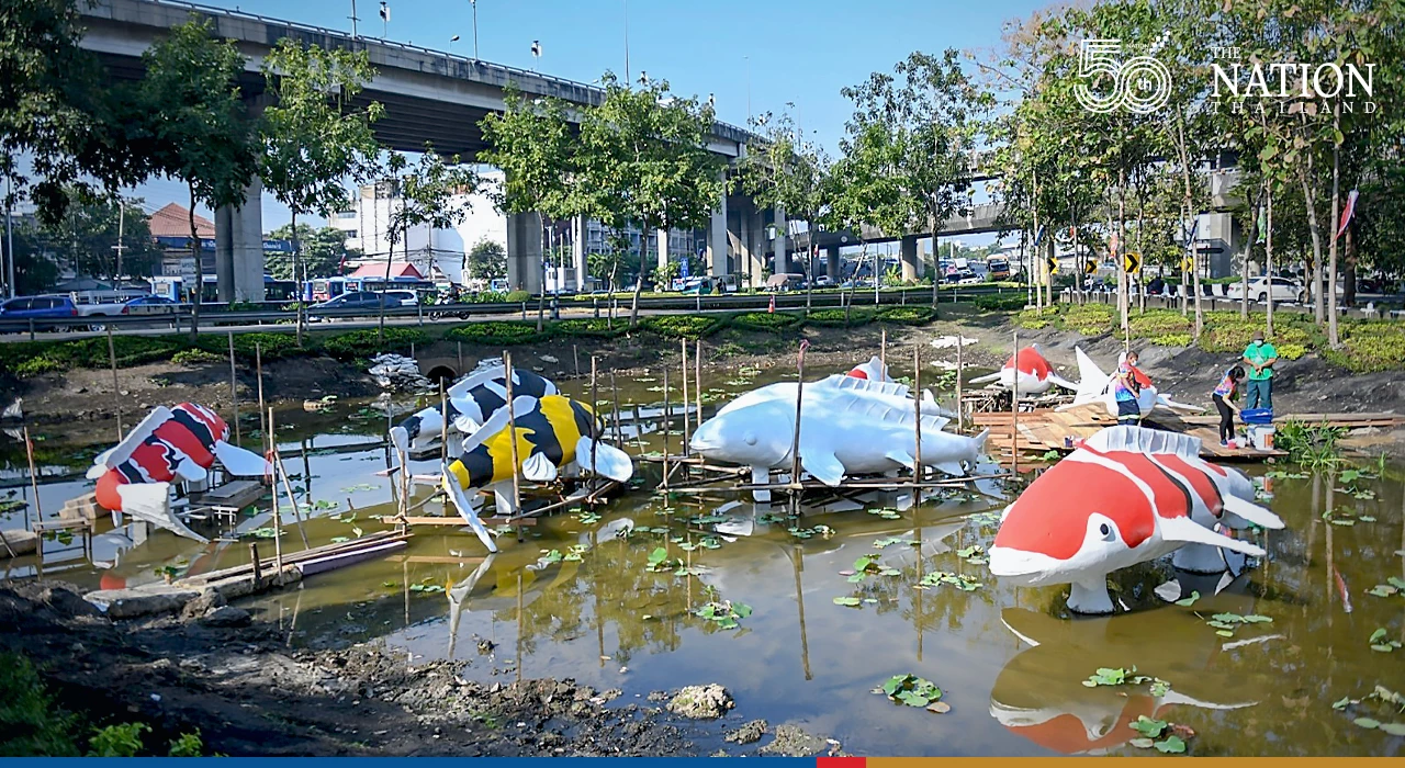 Bang Phlat’s Japanese carp pond beautified for New Year