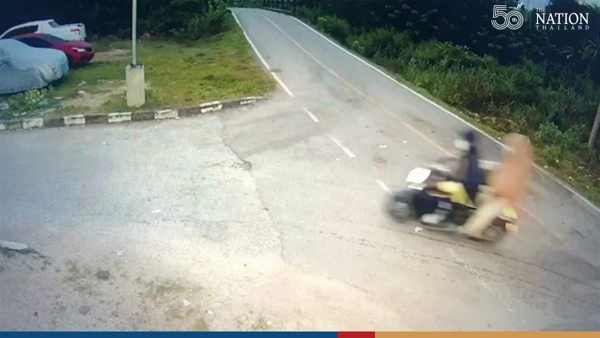 Bomb set off by 2 insurgents damages Narathiwat Army command centre