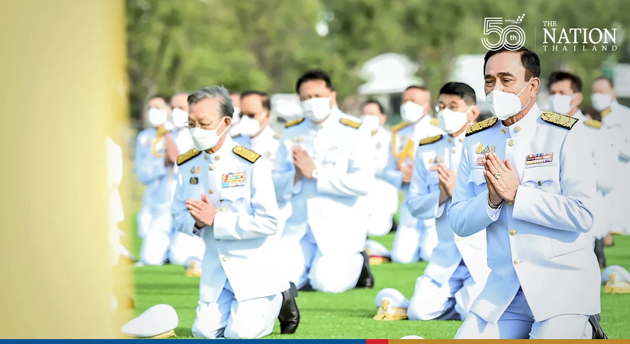 Prayut leads homage to HM King Bhumibol the Great