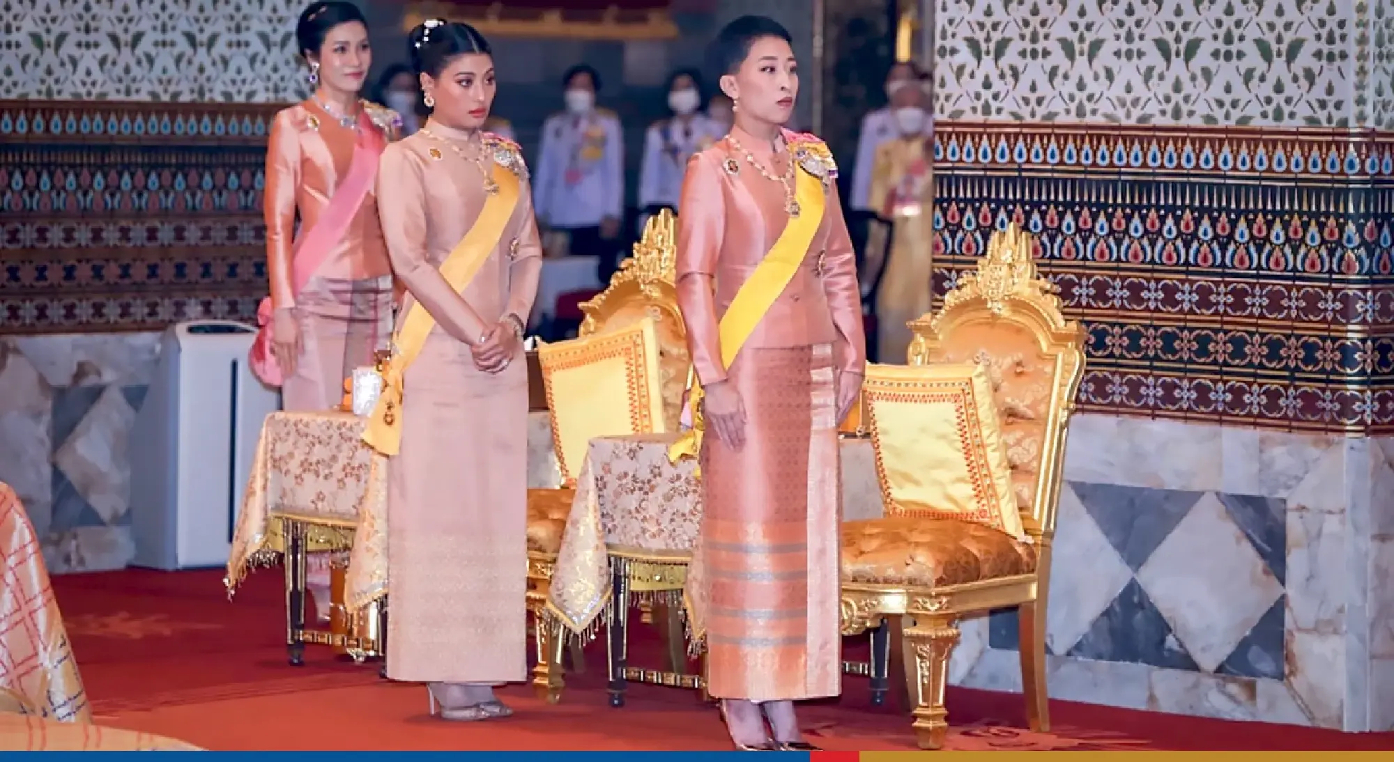 Their Majesties lay the foundation stone for statue of King Bhumibol the Great