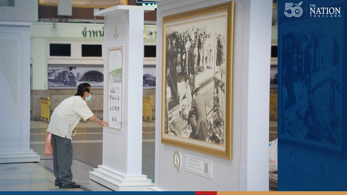 Bangkokians take a historic trip into Hua Lamphong’s past