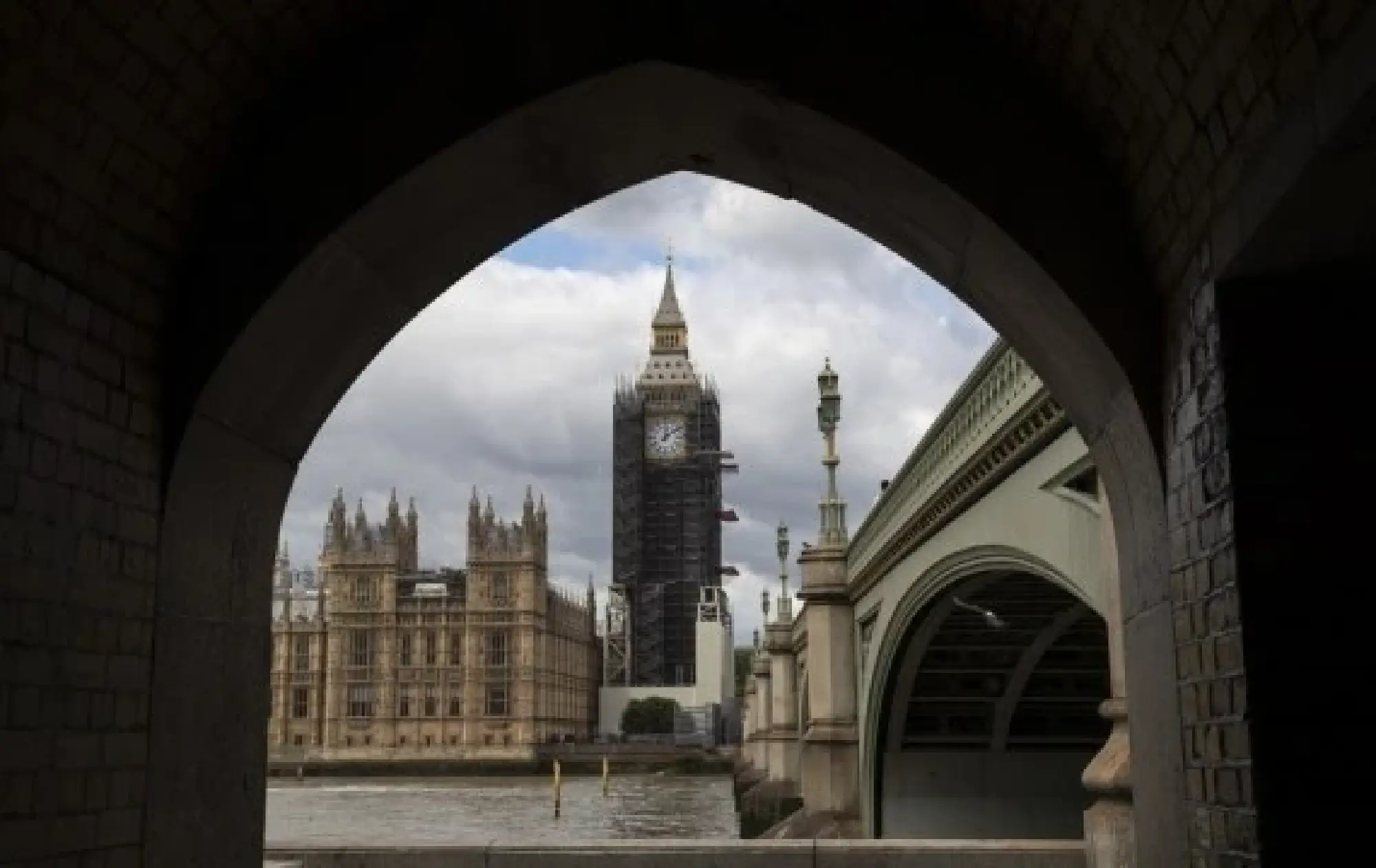 Photo taken on Aug. 18, 2021 shows the Houses of Parliament in London, Britain. (Xinhua/Han Yan)