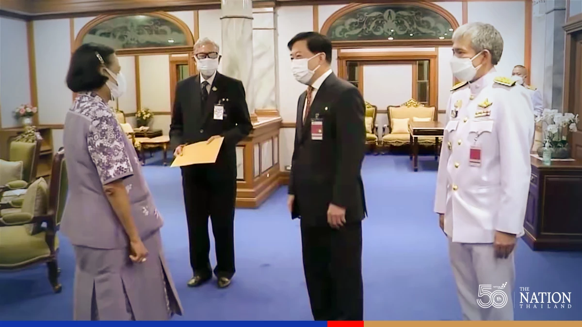 China donates another 100,000 Sinopharm doses to Thailand