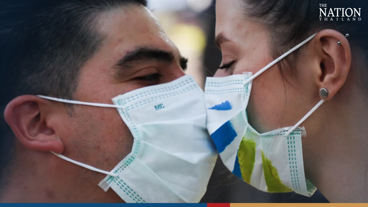 Bangkokians join Ukrainians in march to condemn invasion by Russia