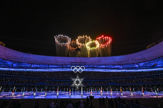 Fireworks illuminate the night sky during the closing ceremony of the Beijing 2022 Olympic Winter Games at the National Stadium in Beijing, capital of China, Feb. 20, 2022. (Xinhua/Li Ga)