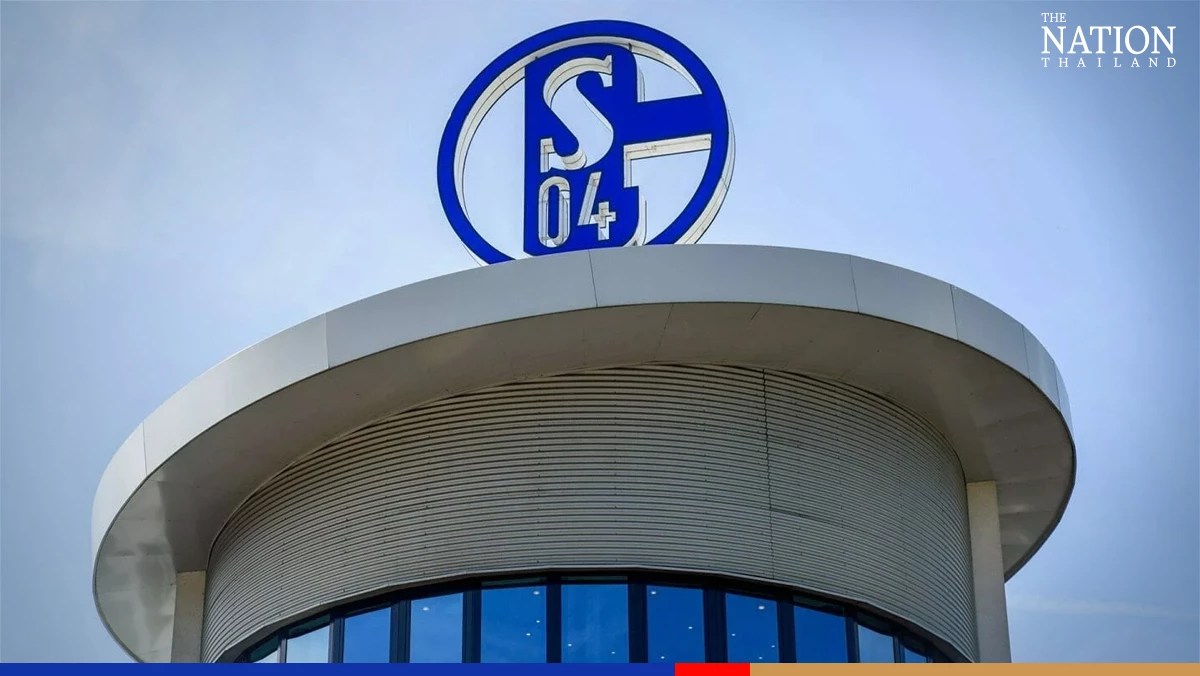 Manchester United and Schalke 04 drop Russian sponsors