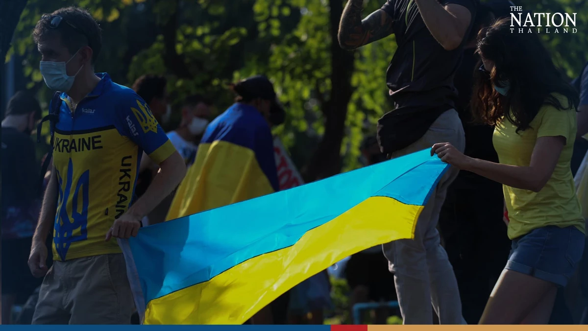 Bangkokians join Ukrainians in march to condemn invasion by Russia