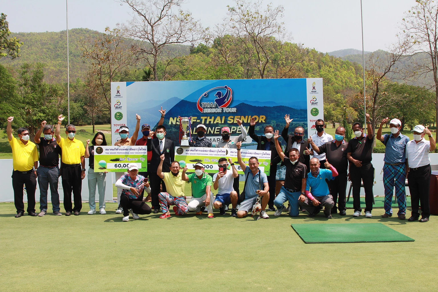 Thavorn Wiratchan won "Thai Senior Alpine Open"